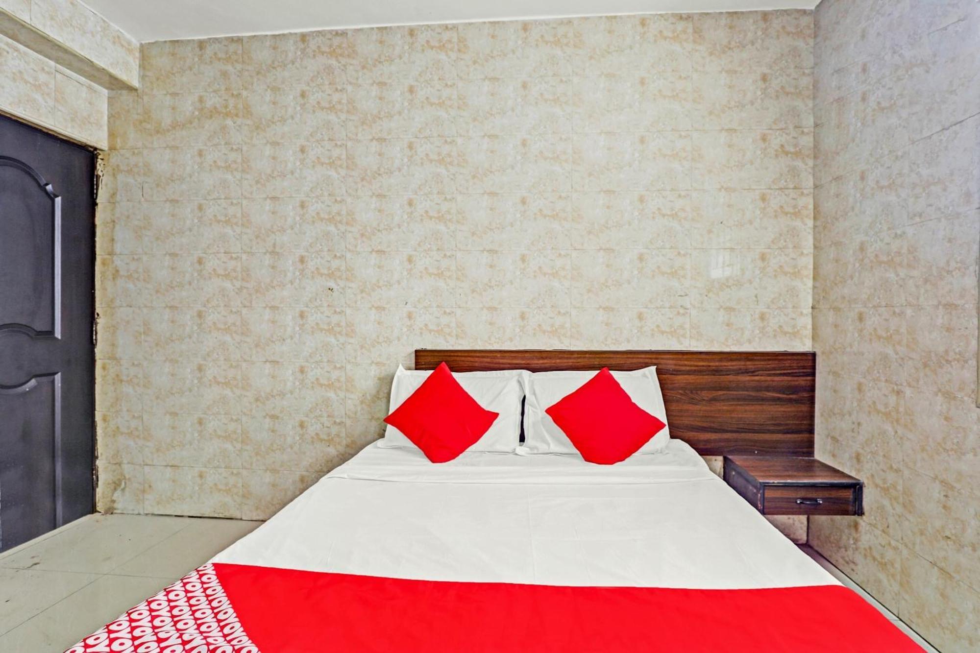 Hotel O Arunachala Guest House Chennai Esterno foto